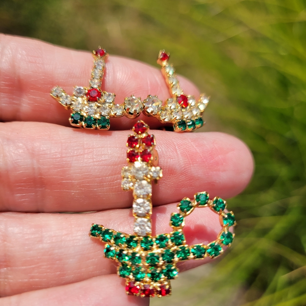 Christmas Jewelry Vintage to Now ~ Clip-On Earrings (2pr) & Brooch ~ Rhinestones - Picture 3 of 16